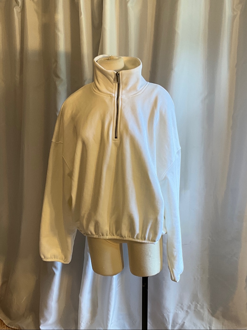 Men's White Half-Zip Funnel Neck hoodie in xxl